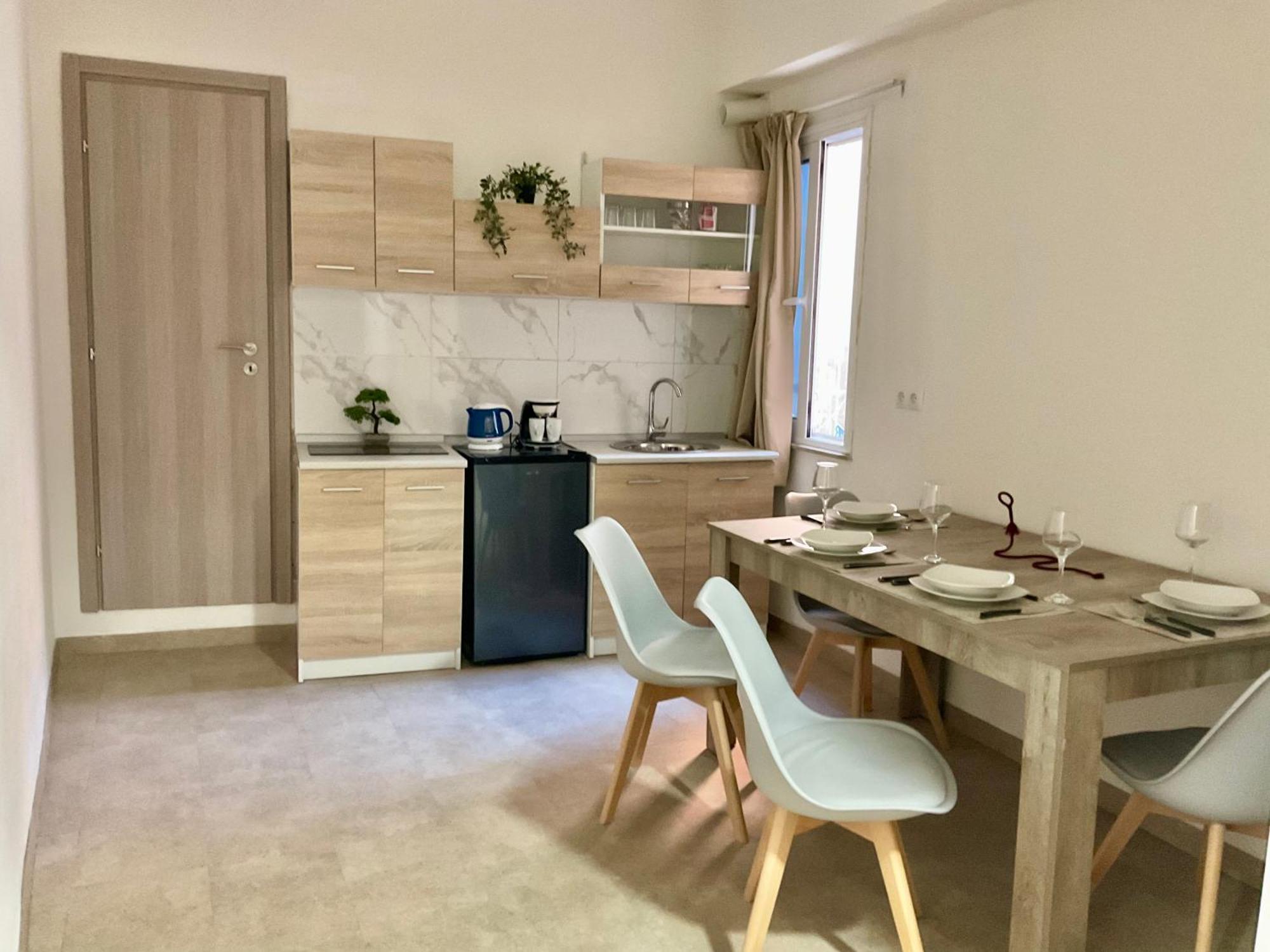 Compass Lofts Athens Apartment Bagian luar foto