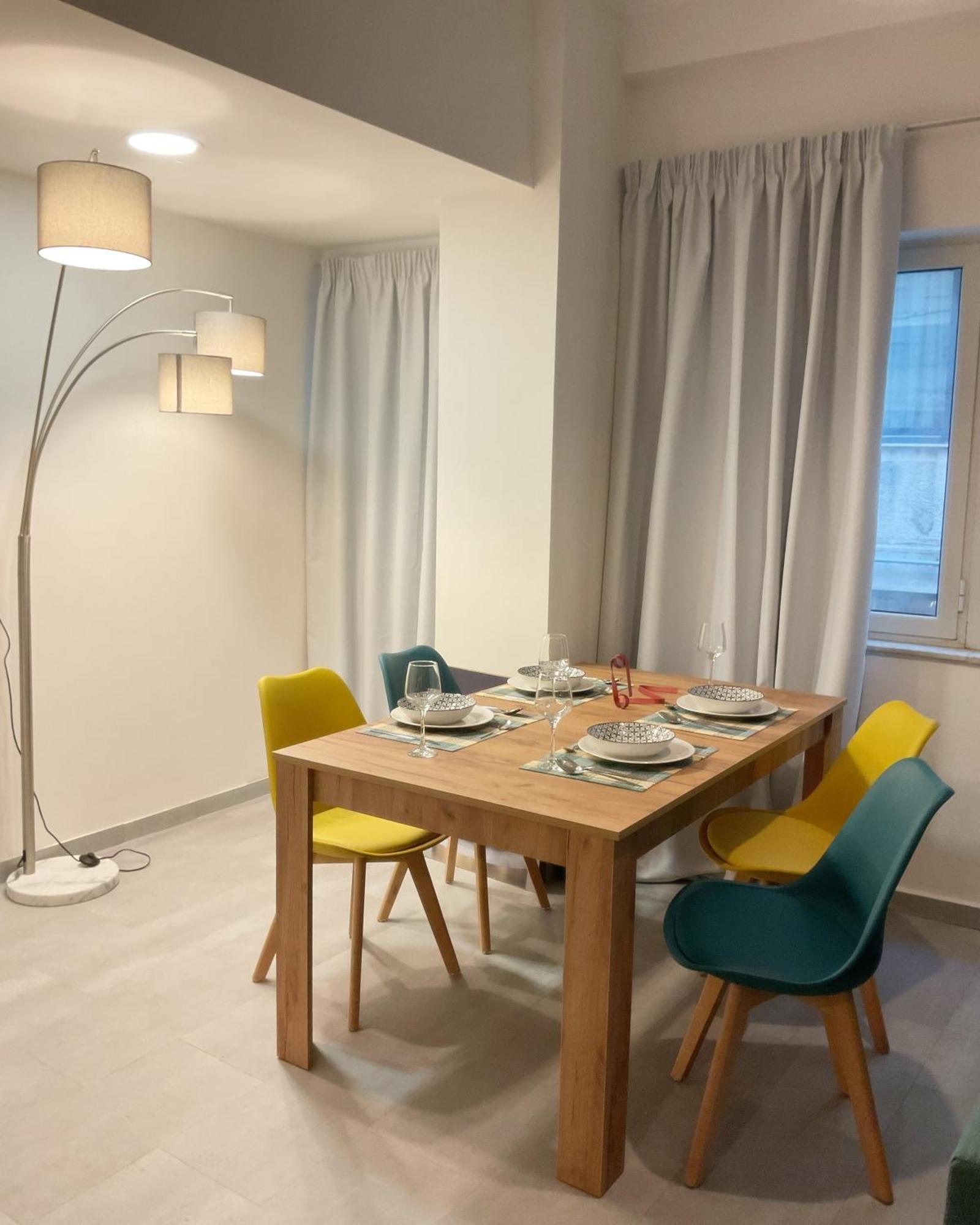 Compass Lofts Athens Apartment Bagian luar foto
