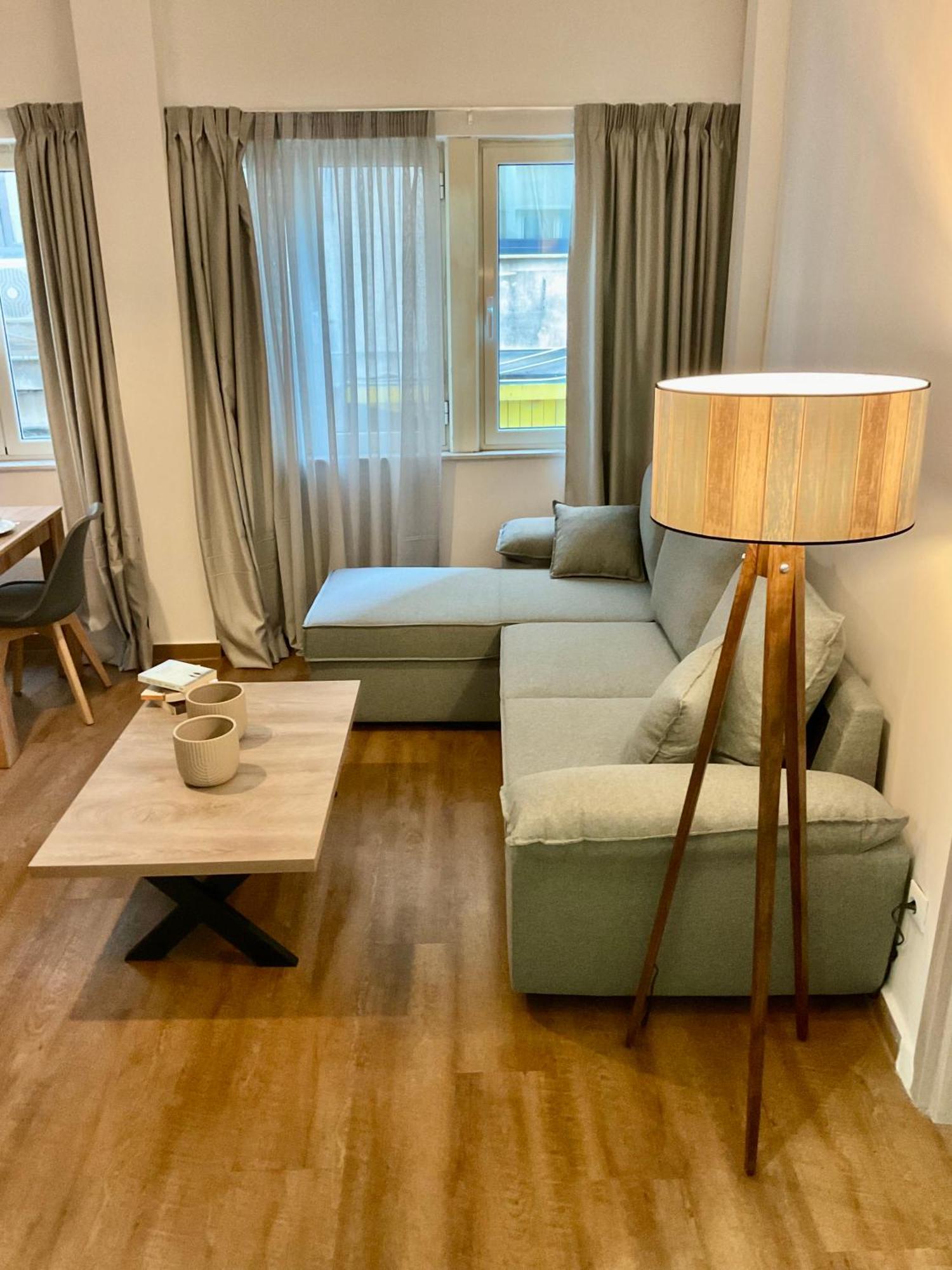 Compass Lofts Athens Apartment Bagian luar foto